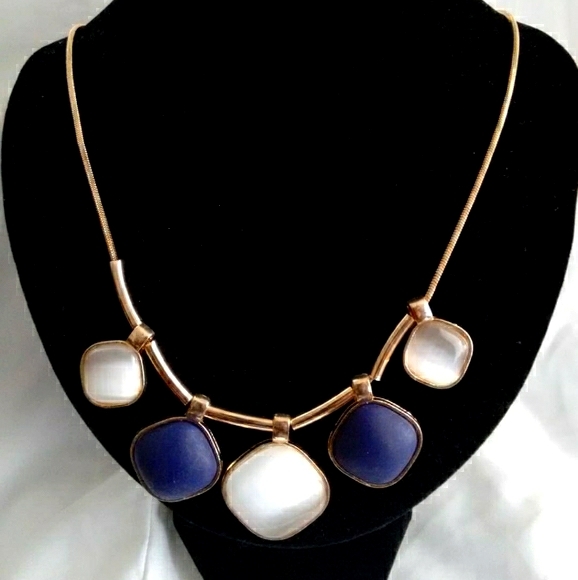 4/$45 New Stone Necklaces. Lot of 4. - Picture 3 of 5